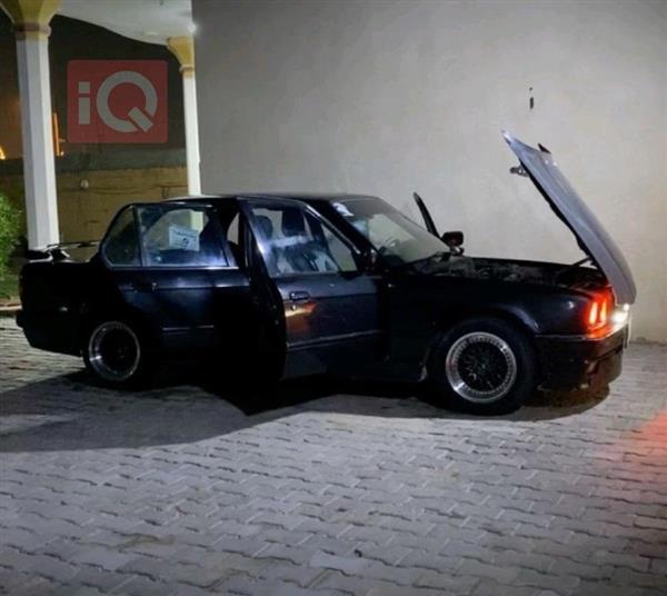 بي ام دبليو الفئة 3 1990 للبيع في العراق - الزبير